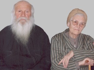 ΒΑΣΙΛΕΙΟΥ ΛΑΜΠΡΟΣ ΙΕΡΕΑΣ ΚΑΙ ΜΑΡΙΑ ΠΡΕΣΒ. 2010_2